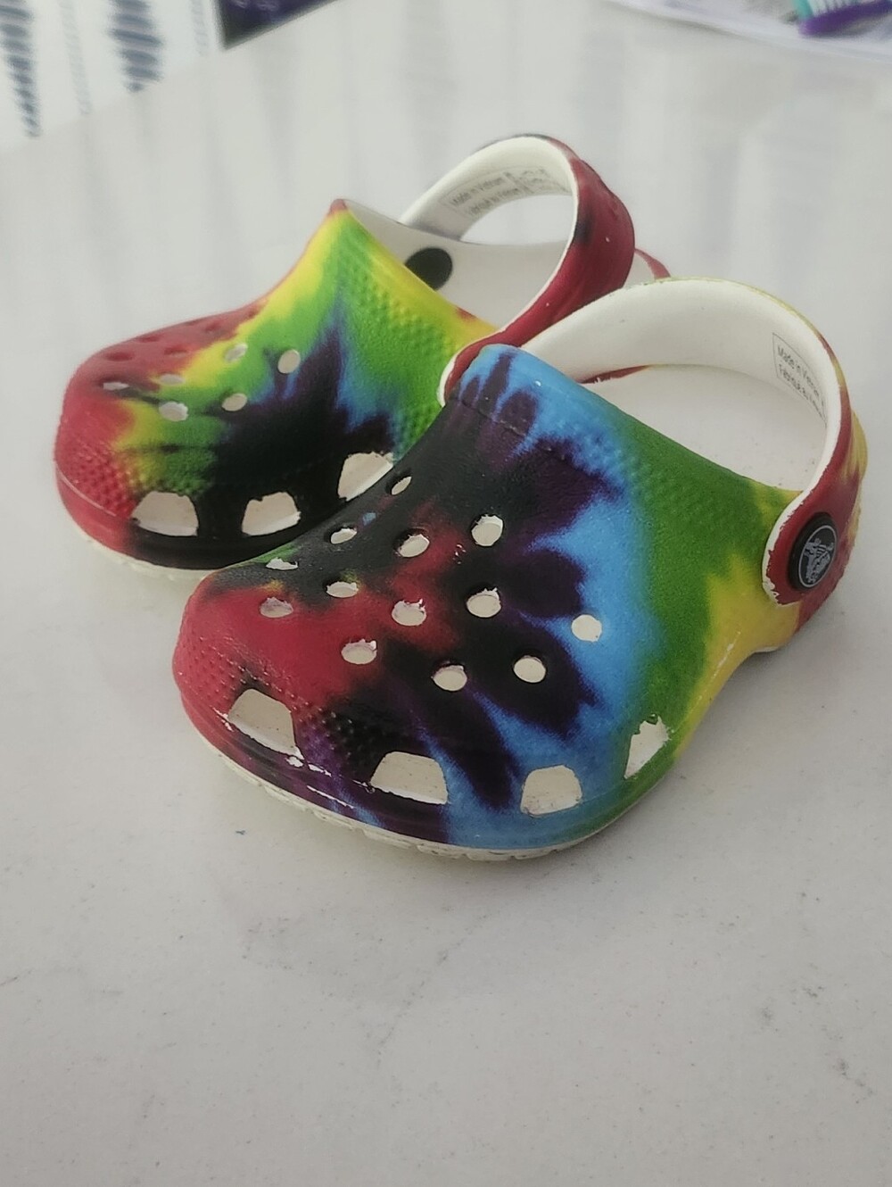 Crocs Rainbow Baby Toddler  Size 2 3